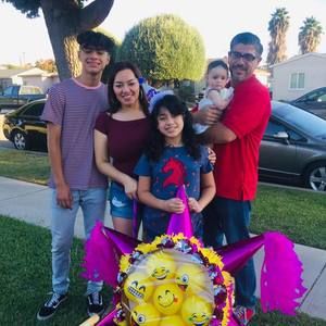 Meet your Posher, Monica